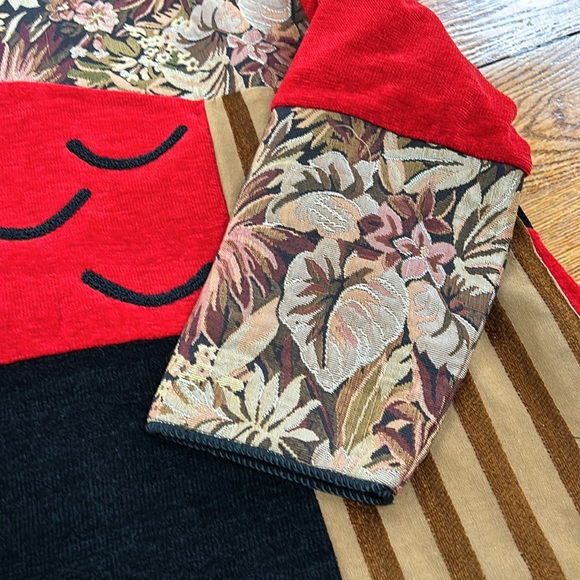 Indigo Moon vintage jacket. Size 1X. Red, black, gold tapes/chenille pattern. - Picture 8 of 13